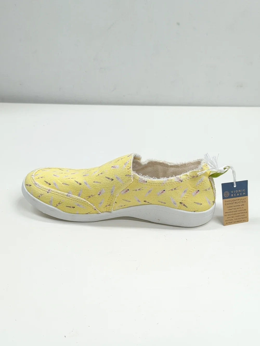 New Vionic Beach Malibu Slip-On Canvas Sneakers Women's Size 5
